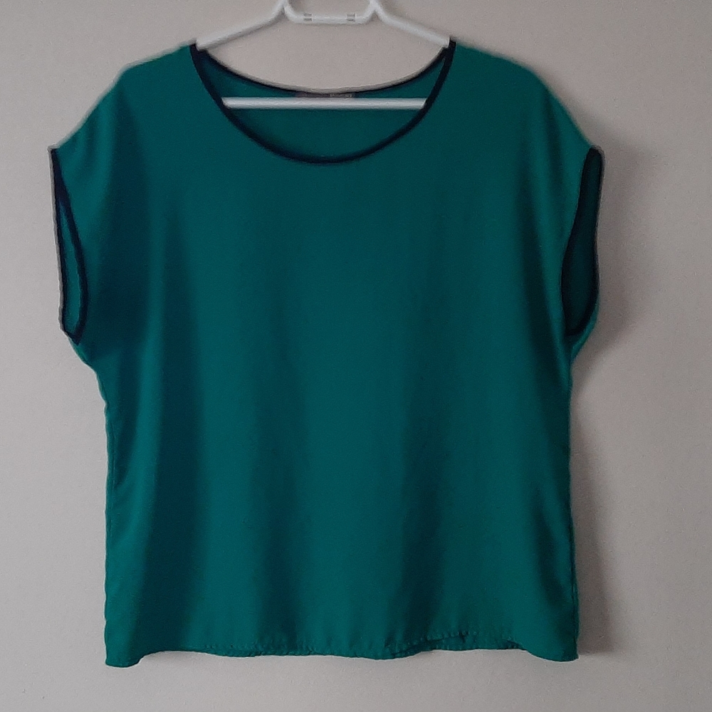 Smart Set Top ~ Med